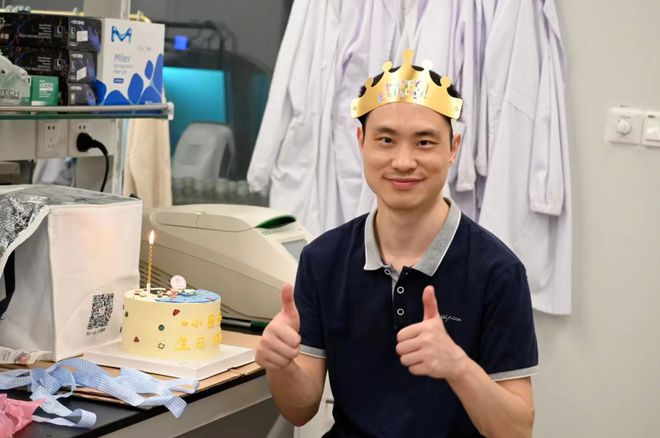 科學(xué)家發(fā)現(xiàn)極小型Cas13j蛋九游體育白擁有100%國內(nèi)自主知識產(chǎn)權(quán)(圖1)